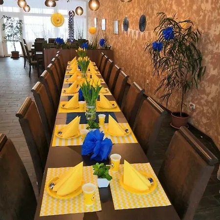 Atlas Отель Бенешов